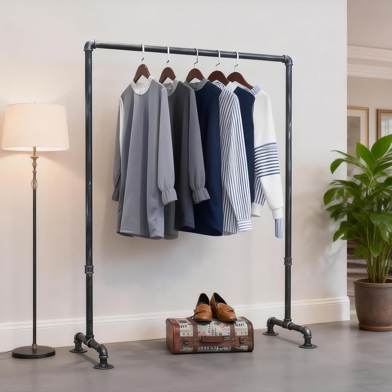 ndustrial metal table legs